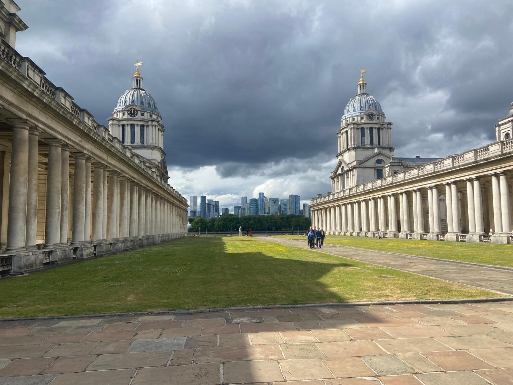 Separate Rooms By The Thames London Exterior photo